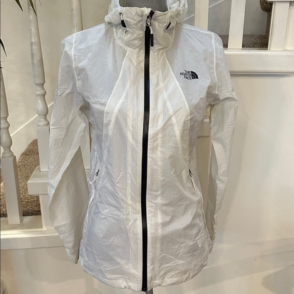 Northface rain jacket - Picture 1 of 10